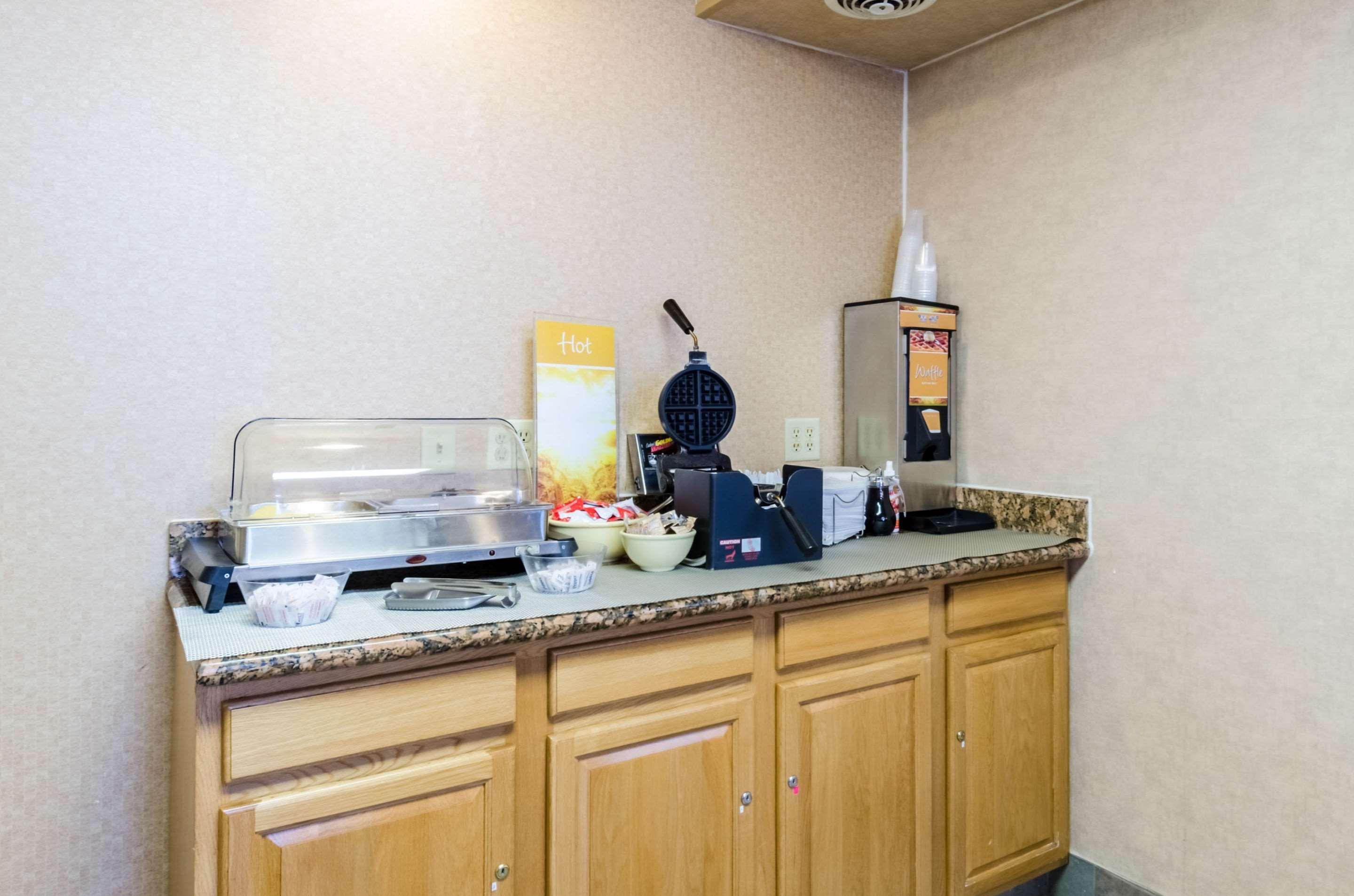 奇科皮-斯普林菲尔德品质酒店 外观 照片